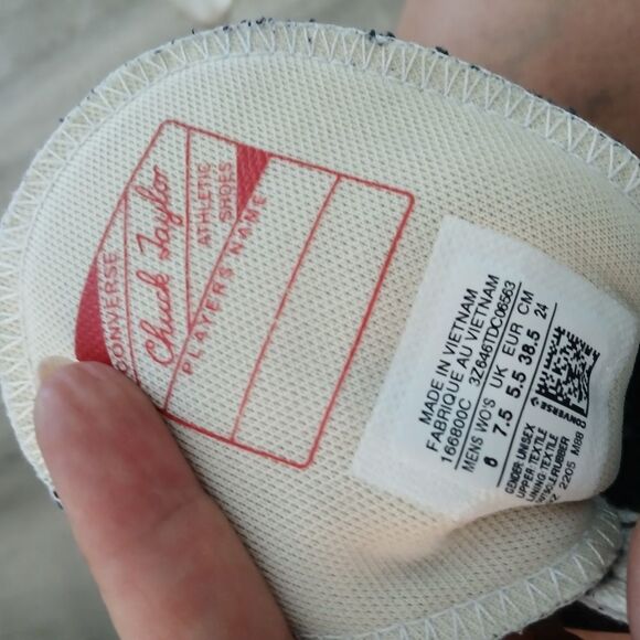 Converse Chuck Taylor Classic Black and White - Picture 4 of 4